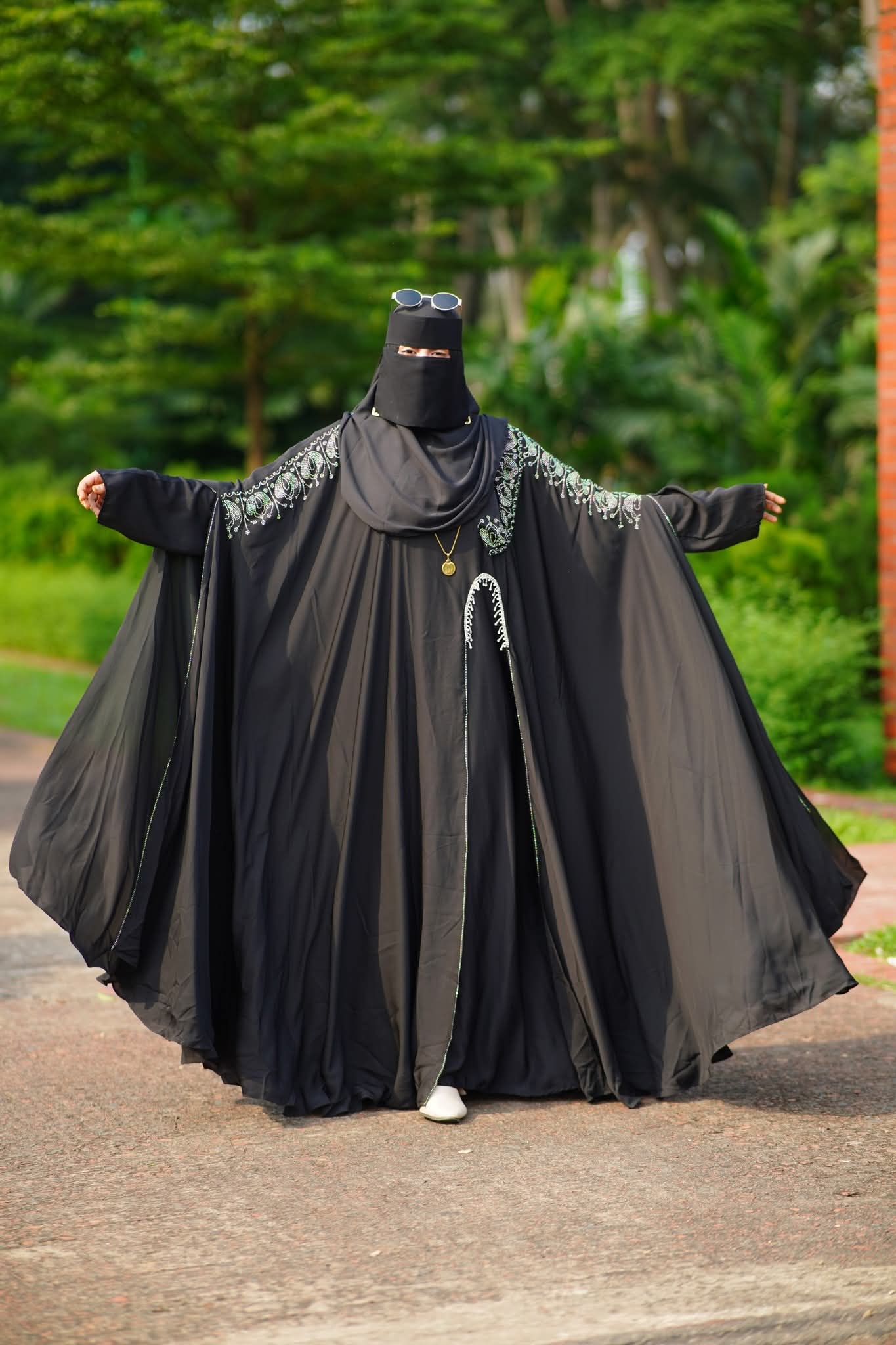 Irani Abaya